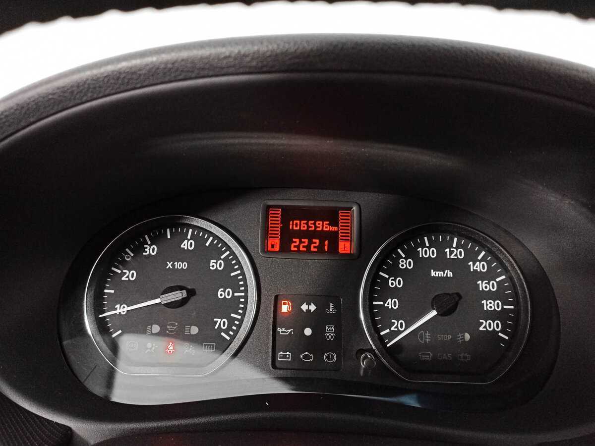 Рено Логан б/у, 2014, Механическая. Фото: #10