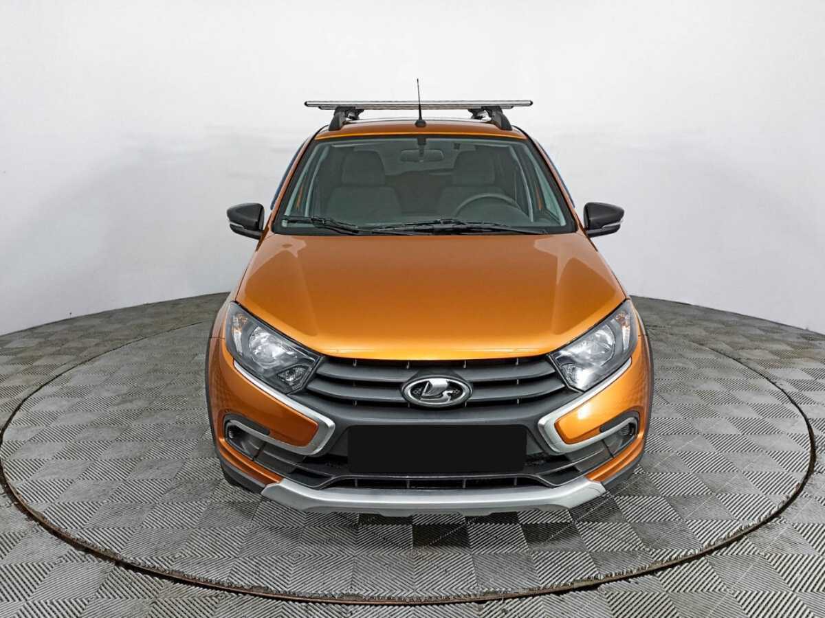 Лада (ВАЗ) Гранта б/у, 2022, Механическая. Фото: #1