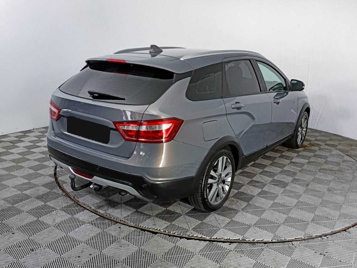 Лада (ВАЗ) Веста б/у, 2017, Механическая. Фото: #4