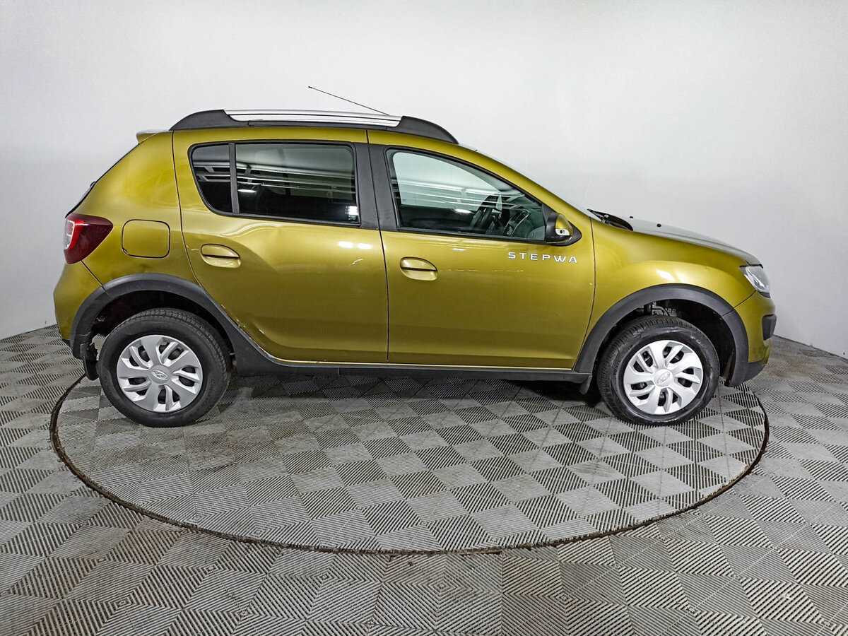 Рено Сандеро б/у, 2017, Механическая. Фото: #3