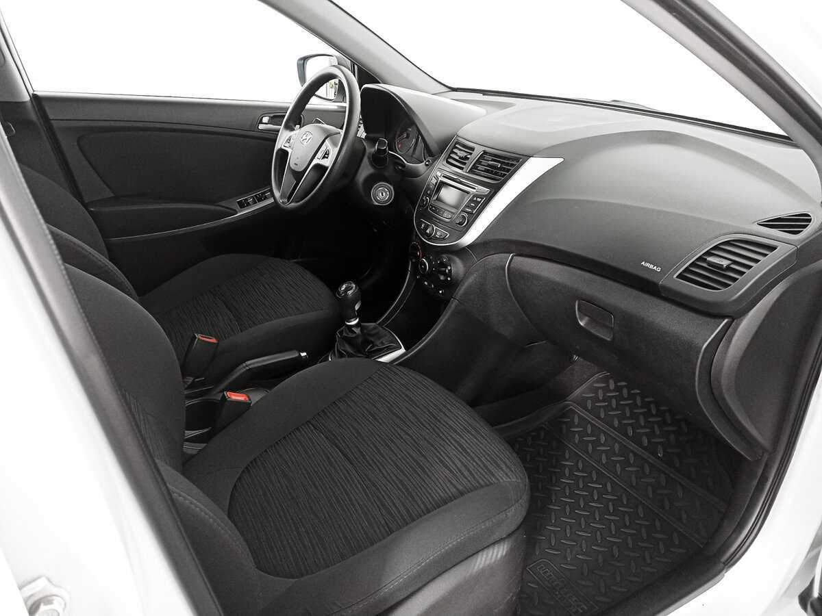 Хендай Солярис б/у, 2015, Механическая. Фото: #6