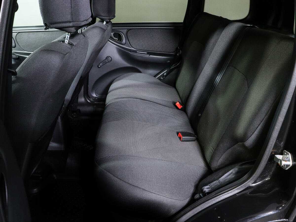 Лада (ВАЗ) Нива б/у, 2023, Механическая. Фото: #7