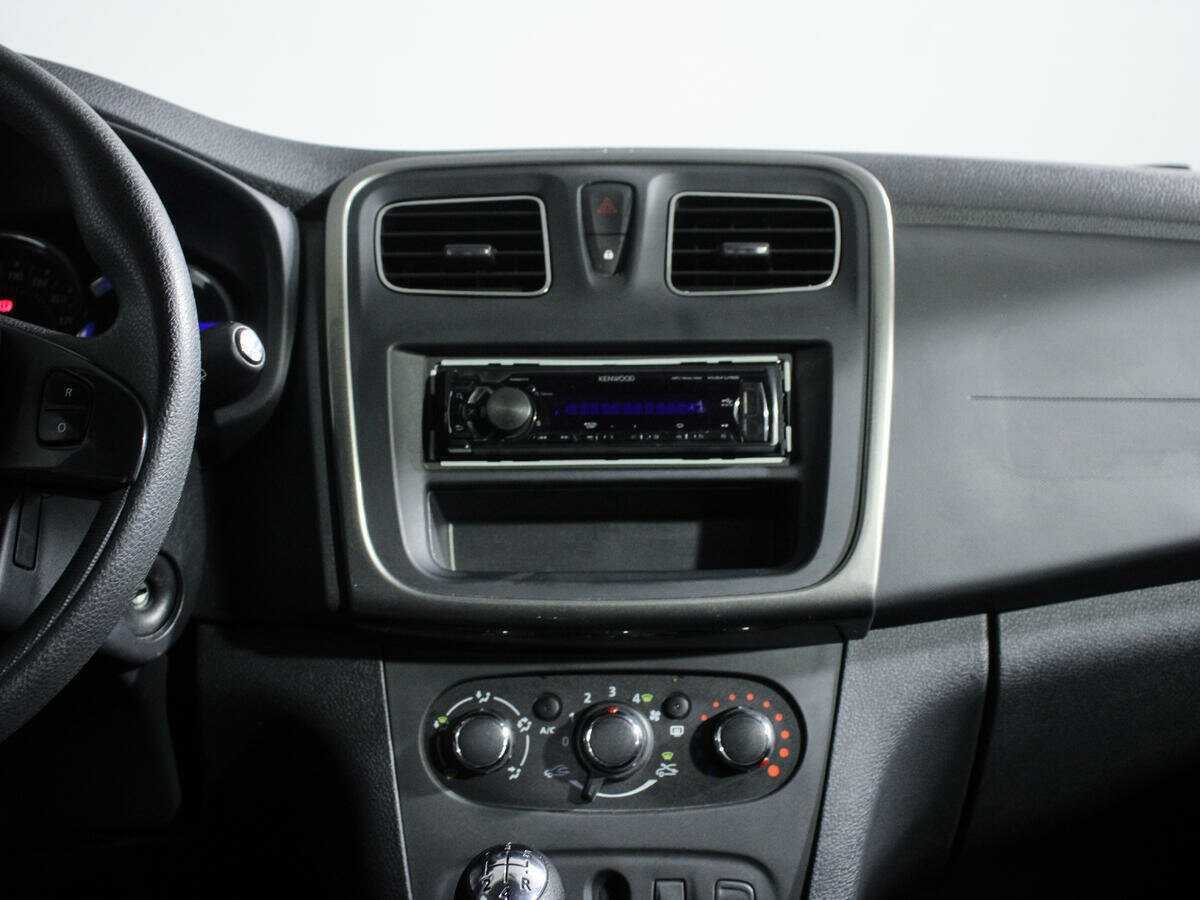 Рено Сандеро б/у, 2017, Механическая. Фото: #10