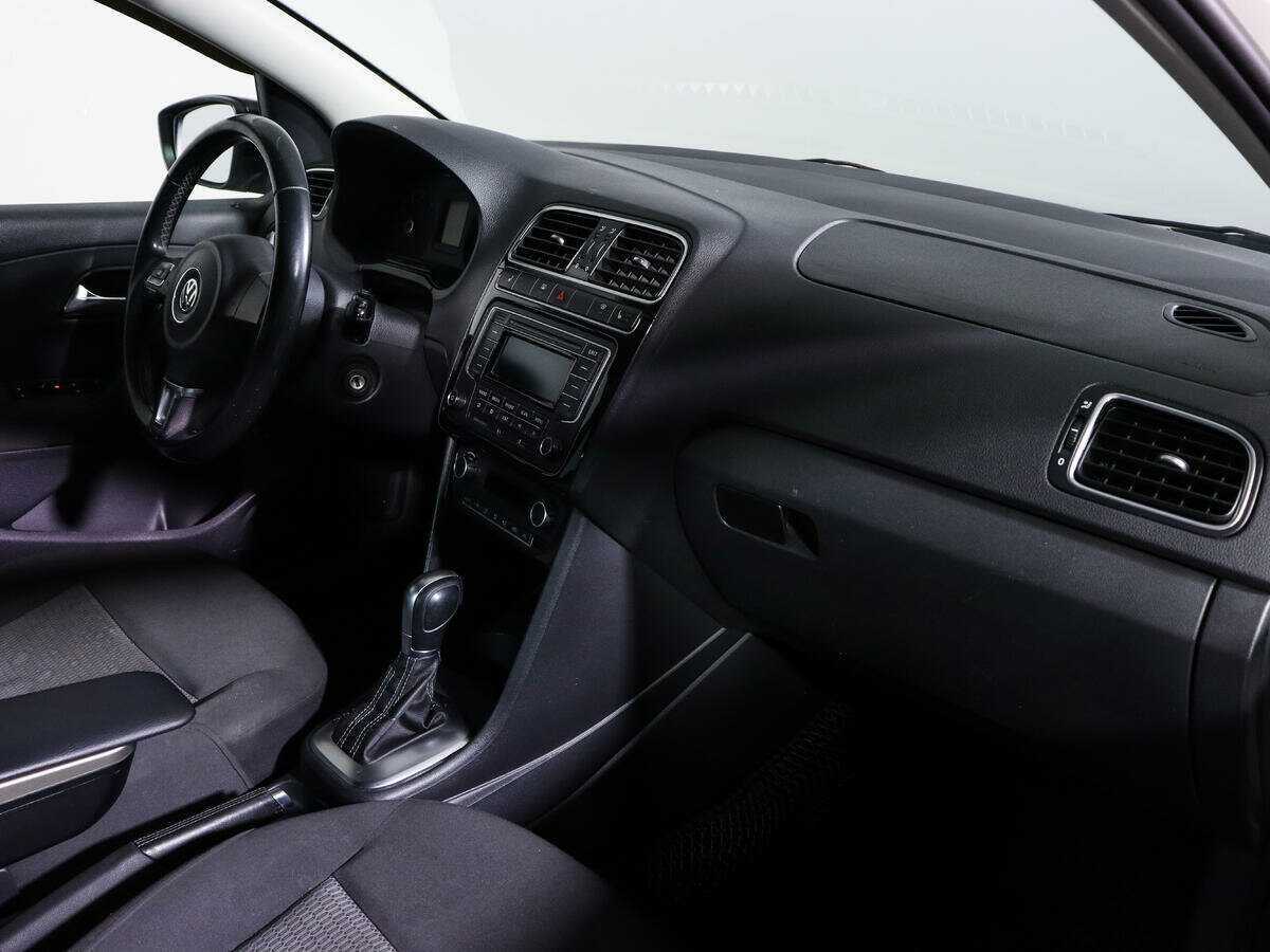 Фольксваген Поло б/у, 2014, Автоматическая. Фото: #7