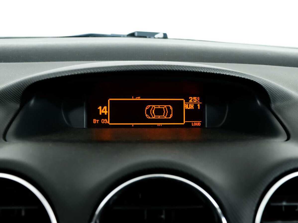 Пежо 308 б/у, 2012, Автоматическая. Фото: #18