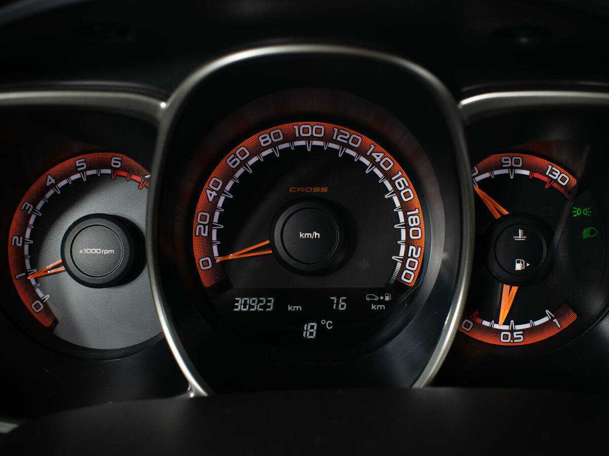 Лада (ВАЗ) Веста б/у, 2019, Механическая. Фото: #7