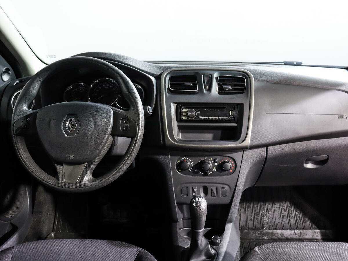 Рено Сандеро б/у, 2015, Механическая. Фото: #11