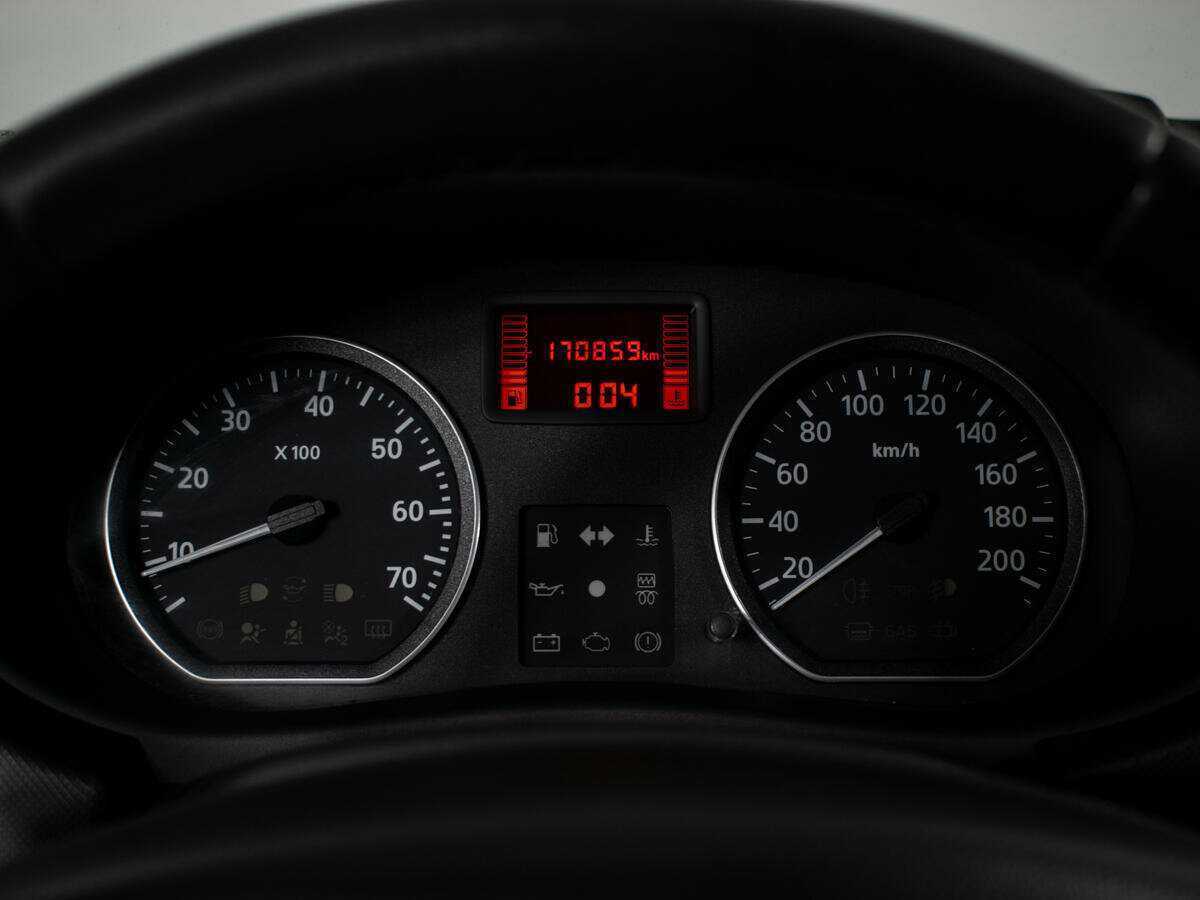 Рено Сандеро б/у, 2012, Механическая. Фото: #11