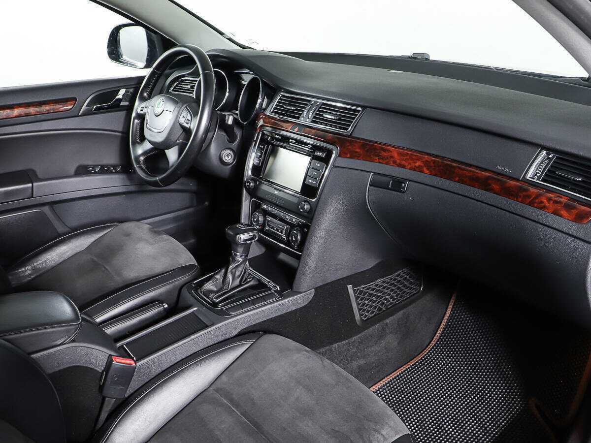 Шкода Суперб б/у, 2012, Роботизированная. Фото: #11