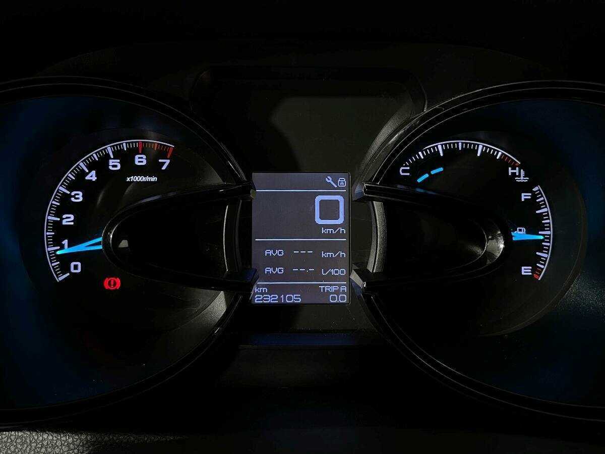 Дунфэн АИКС7 б/у, 2017, Механическая. Фото: #10