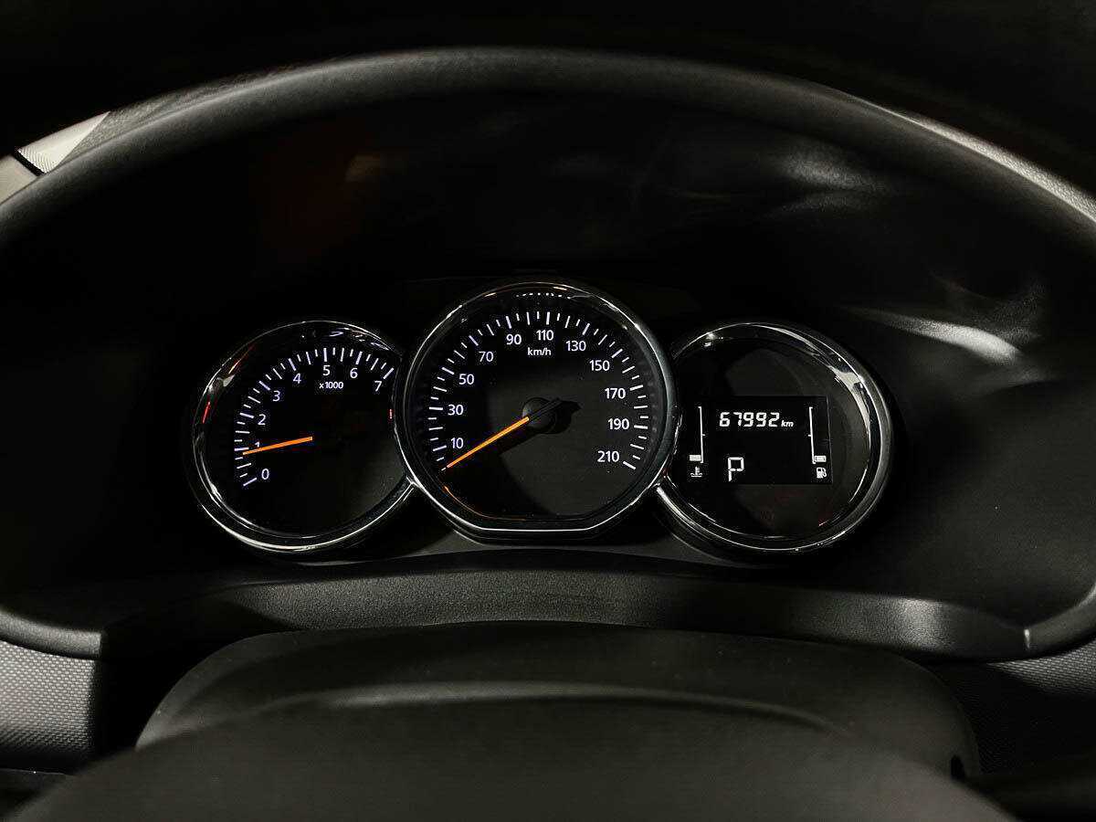 Рено Логан б/у, 2019, Автоматическая. Фото: #6