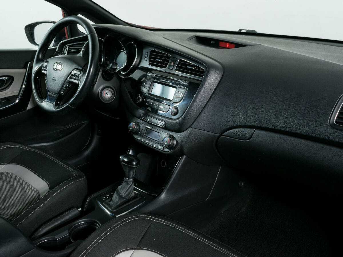 Киа Сид б/у, 2013, Автоматическая. Фото: #9