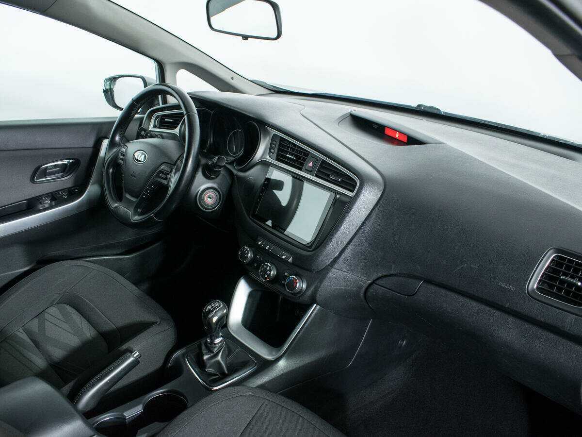 Киа Сид б/у, 2016, Механическая. Фото: #6