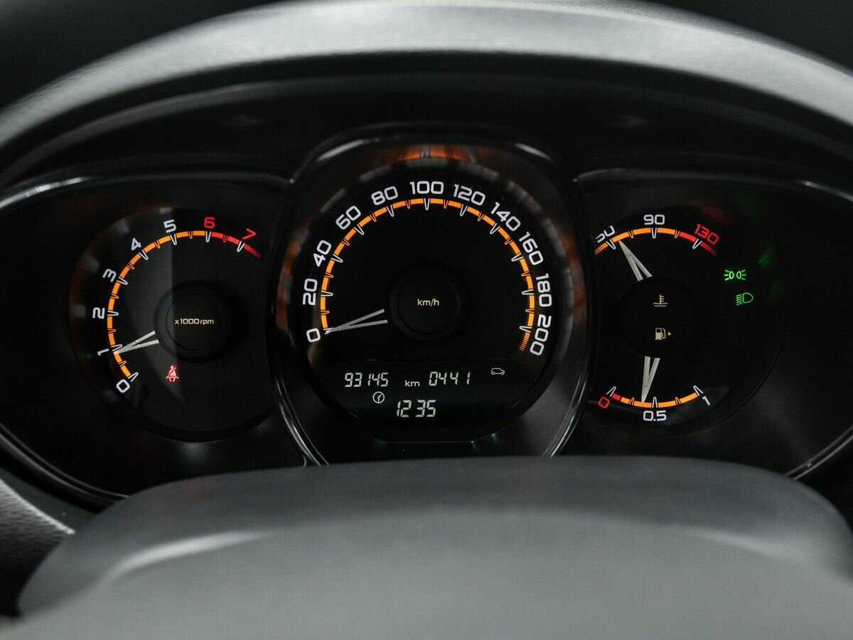 Лада (ВАЗ) Веста б/у, 2019, Механическая. Фото: #20