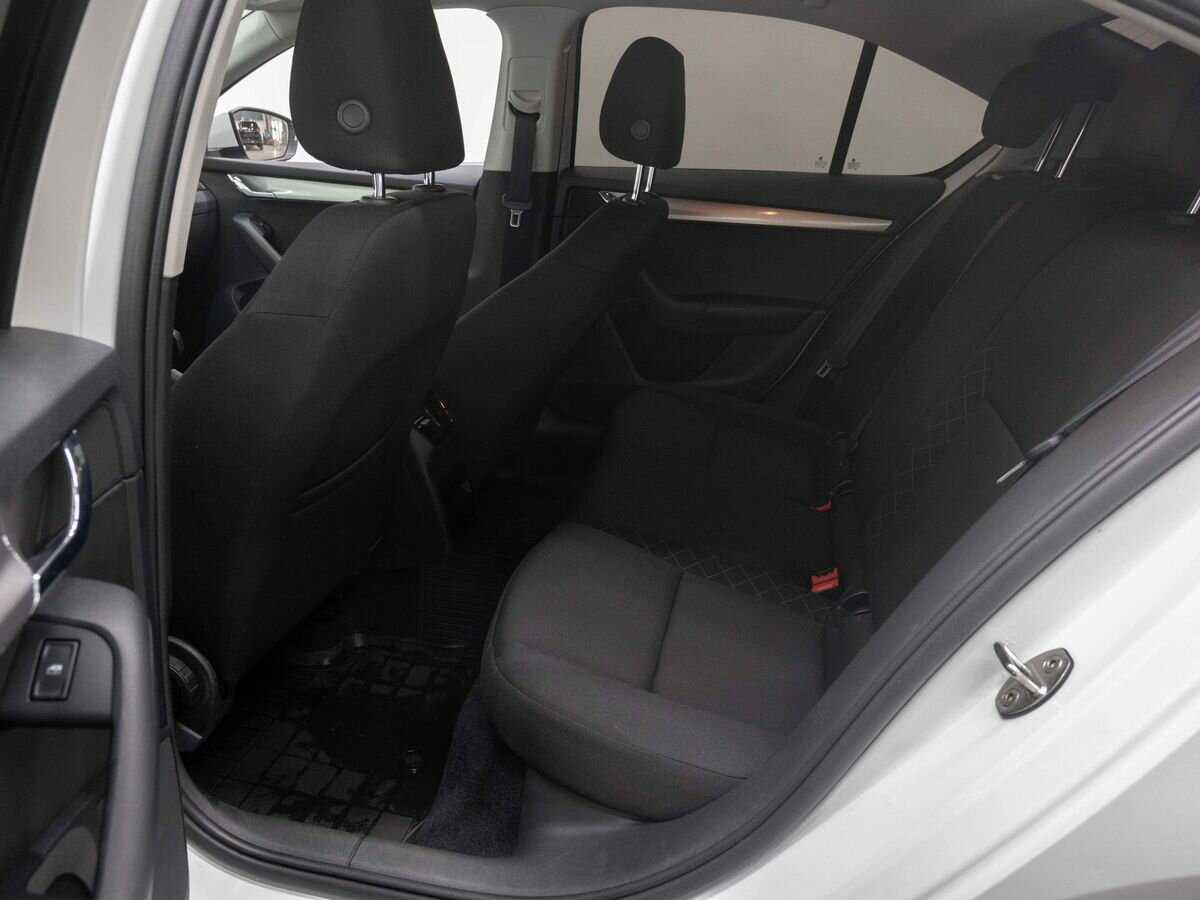 Шкода Октавия б/у, 2019, Механическая. Фото: #9