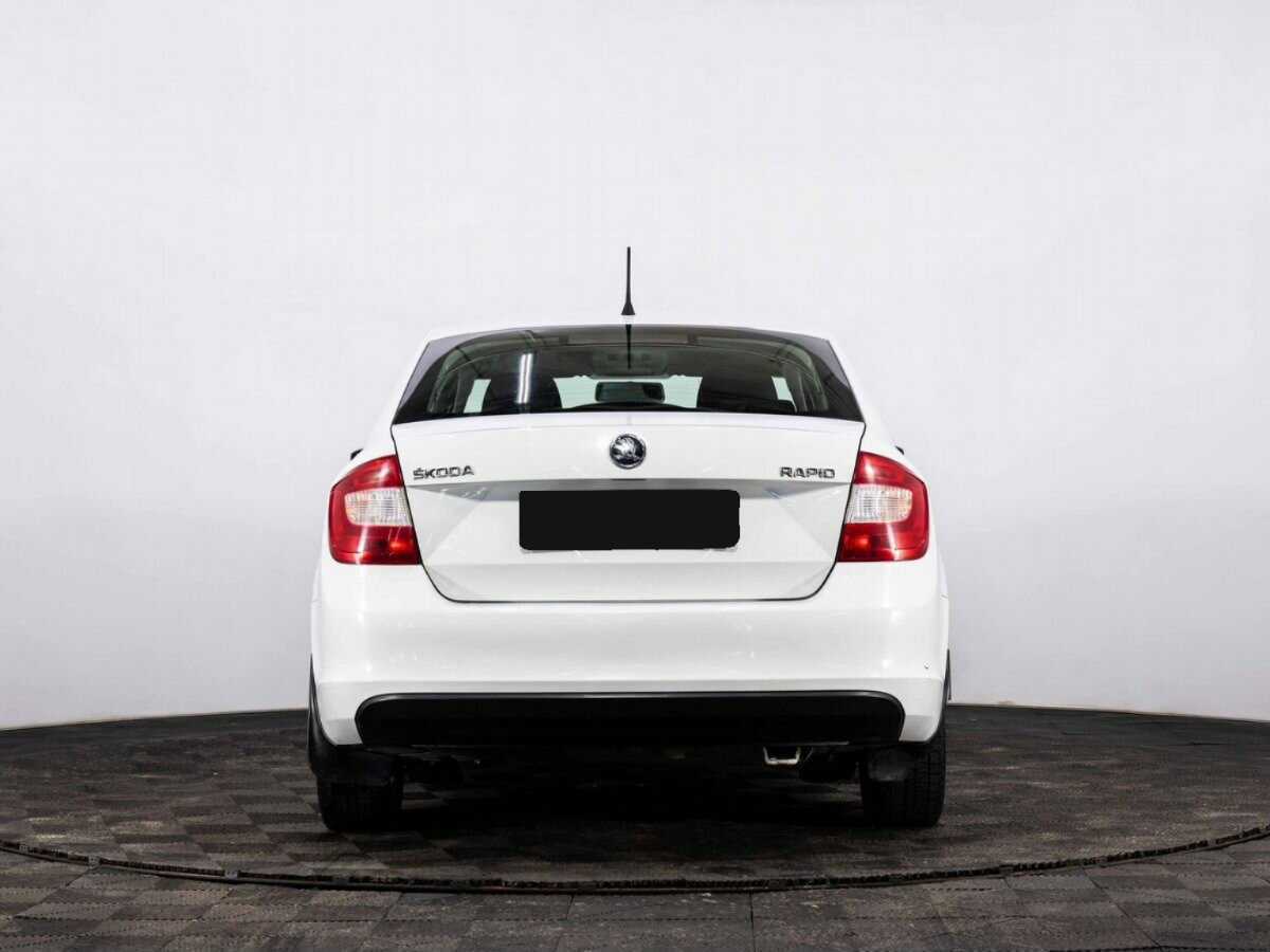 Шкода Рапид б/у, 2015, Автоматическая. Фото: #4