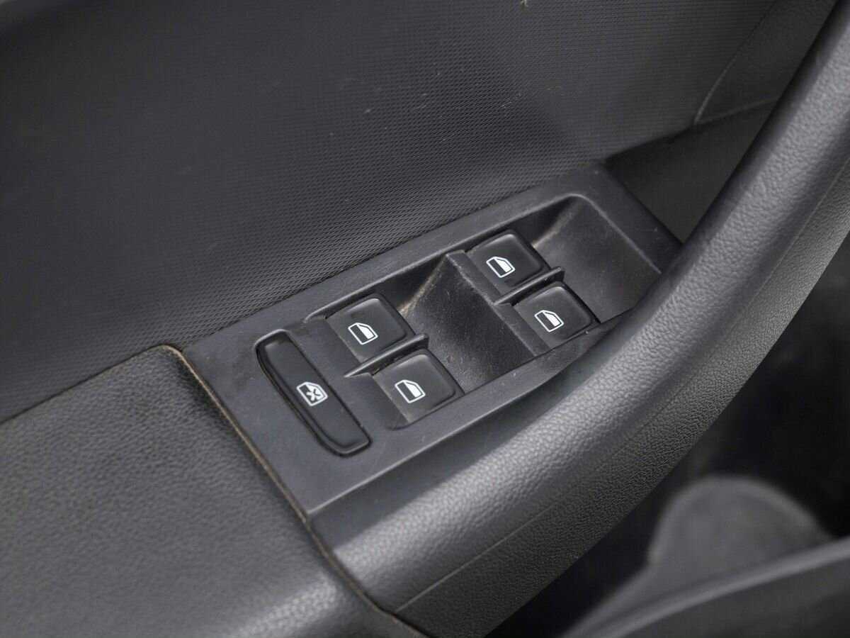 Шкода Рапид б/у, 2015, Автоматическая. Фото: #15