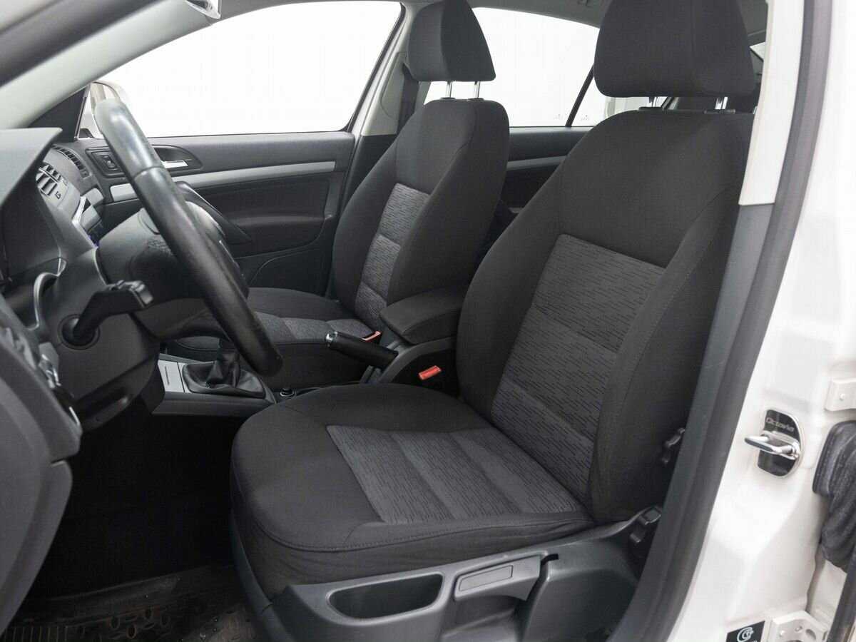 Шкода Октавия б/у, 2012, Механическая. Фото: #7