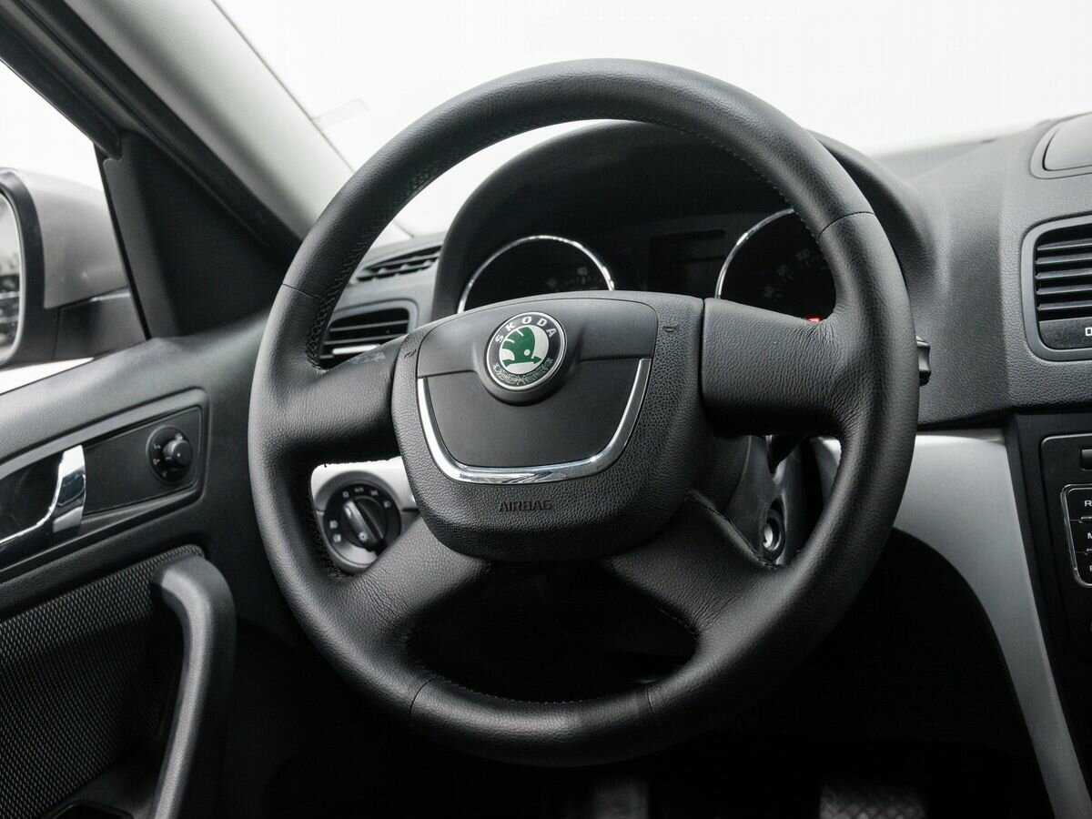 Шкода Йети б/у, 2012, Роботизированная. Фото: #10