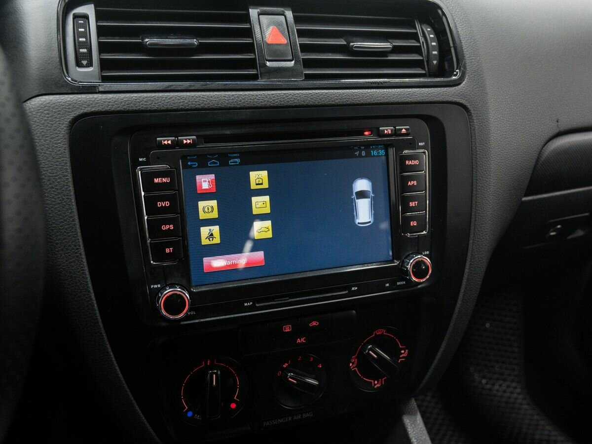 Фольксваген Джетта б/у, 2013, Автоматическая. Фото: #17