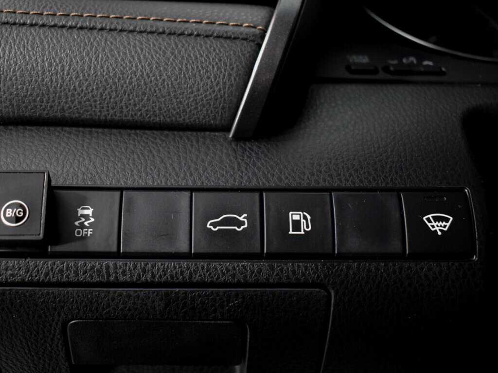 Тойота Камри б/у, 2018, Автоматическая. Фото: #7