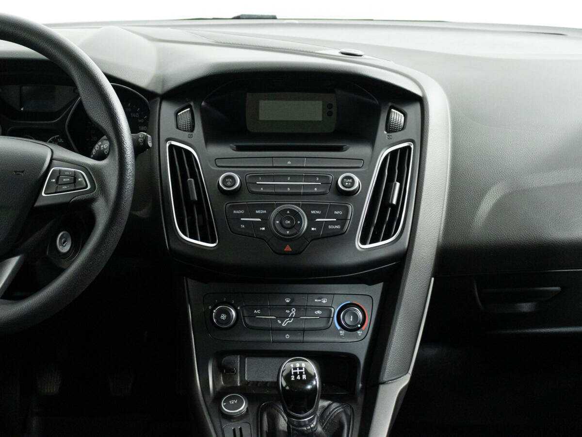 Форд Фокус б/у, 2017, Механическая. Фото: #13