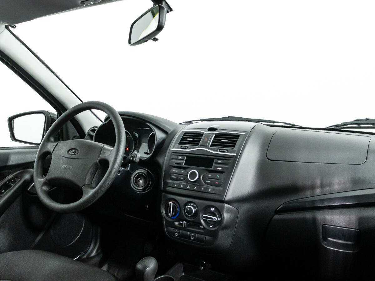 Лада (ВАЗ) Гранта б/у, 2023, Механическая. Фото: #8