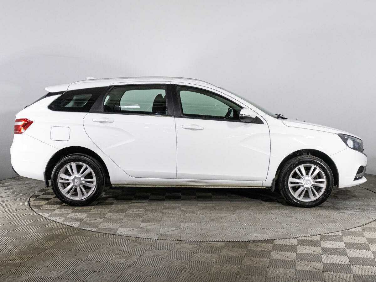 Лада (ВАЗ) Веста б/у, 2017, Механическая. Фото: #3