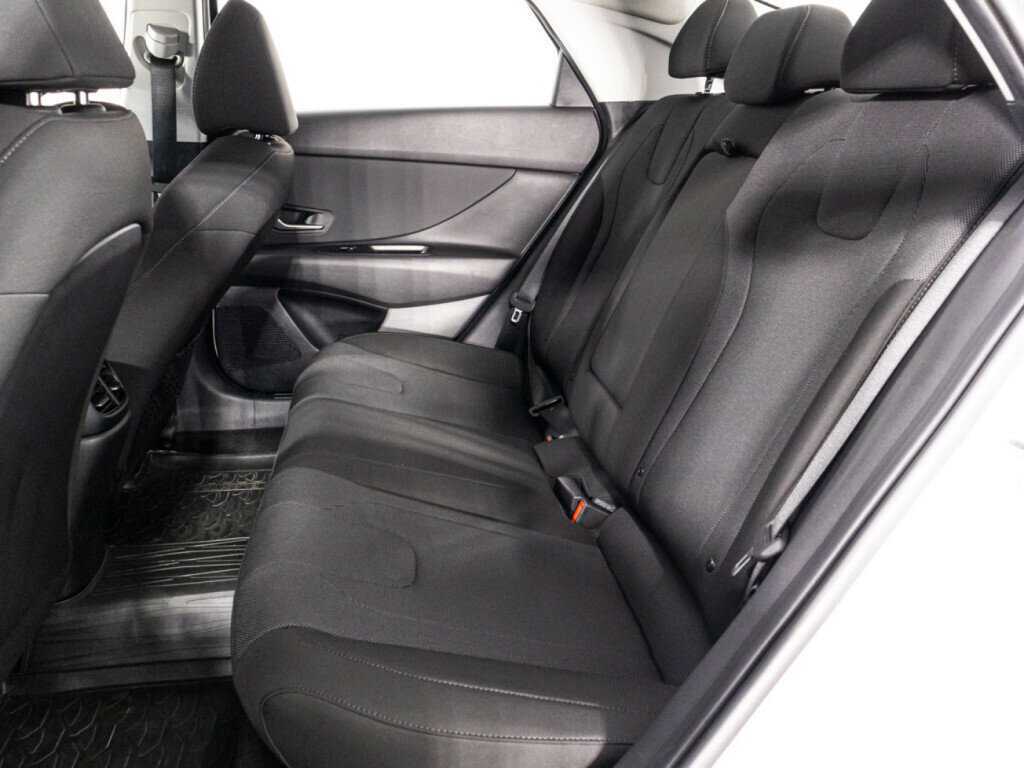 Хендай Елантра б/у, 2021, Автоматическая. Фото: #9