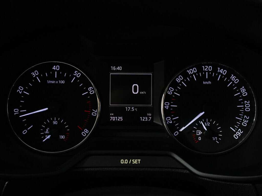 Шкода Октавия б/у, 2013, Механическая. Фото: #11