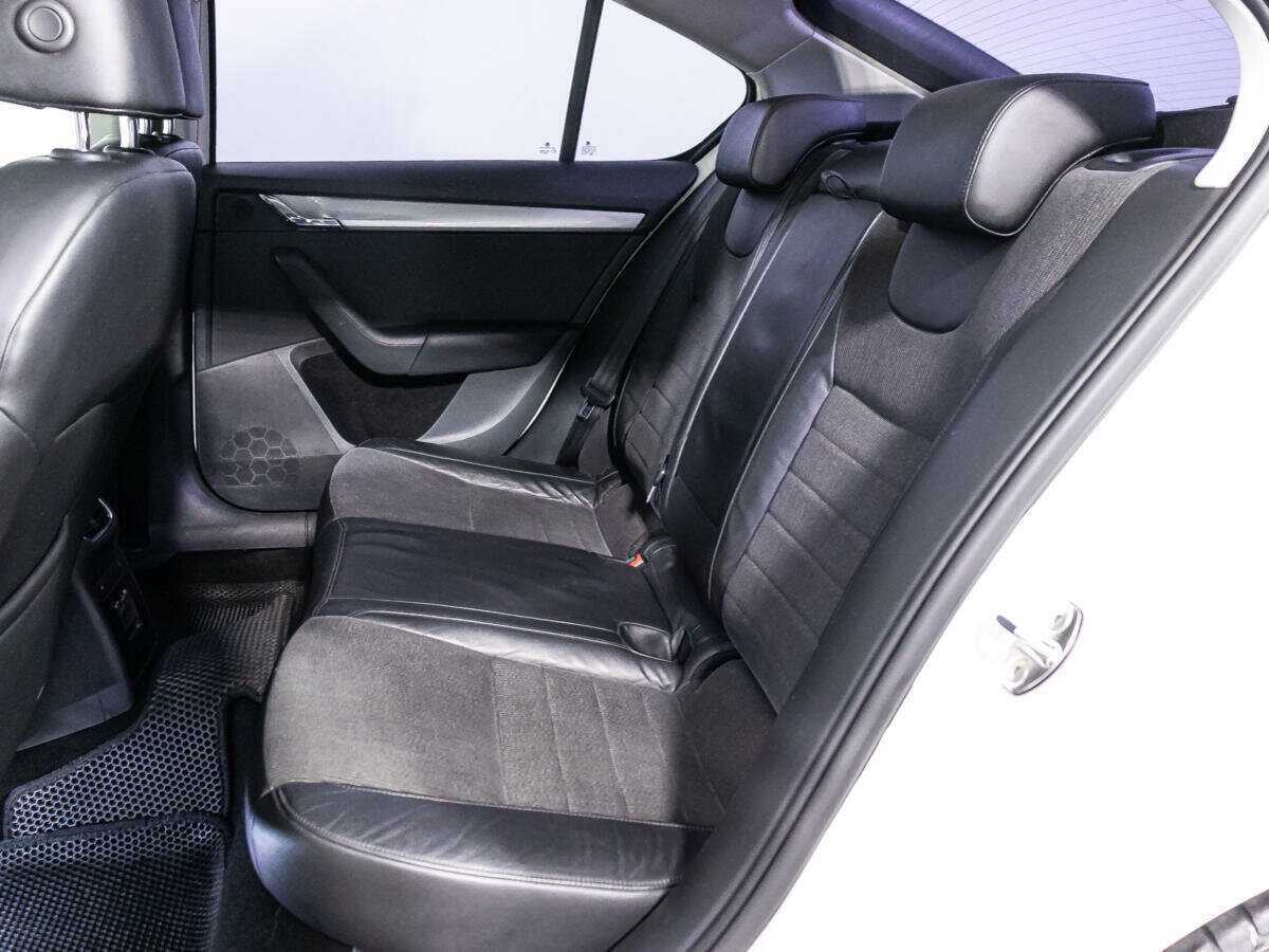 Шкода Октавия б/у, 2013, Роботизированная. Фото: #9