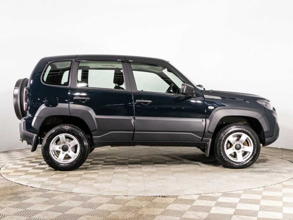 Лада (ВАЗ) Нива б/у, 2024, Механическая. Фото: #3