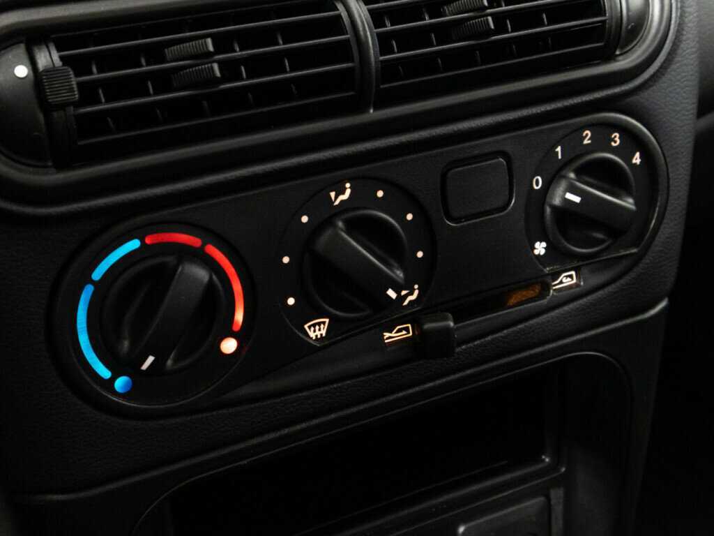 Лада (ВАЗ) Нива б/у, 2024, Механическая. Фото: #14