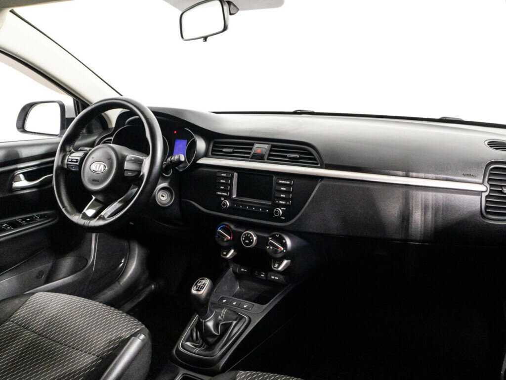 Киа Рио б/у, 2018, Механическая. Фото: #8