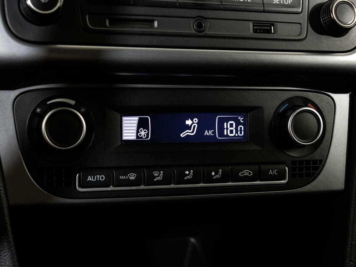 Фольксваген Поло б/у, 2016, Механическая. Фото: #11