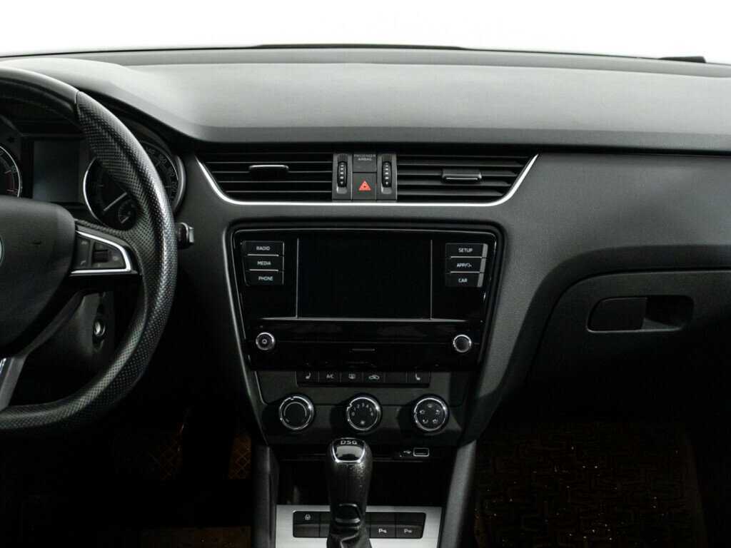 Шкода Октавия б/у, 2018, Роботизированная. Фото: #13