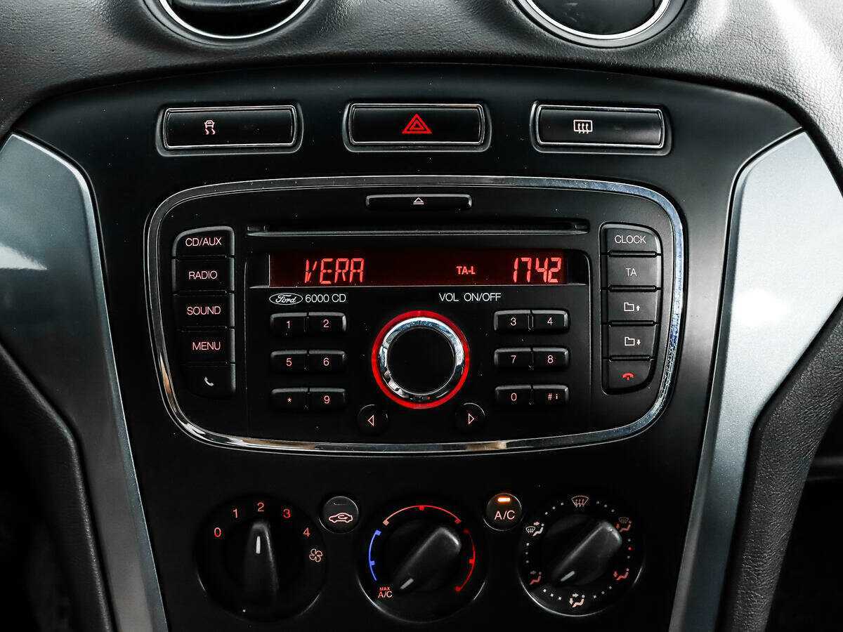 Форд Мондео б/у, 2014, Механическая. Фото: #12