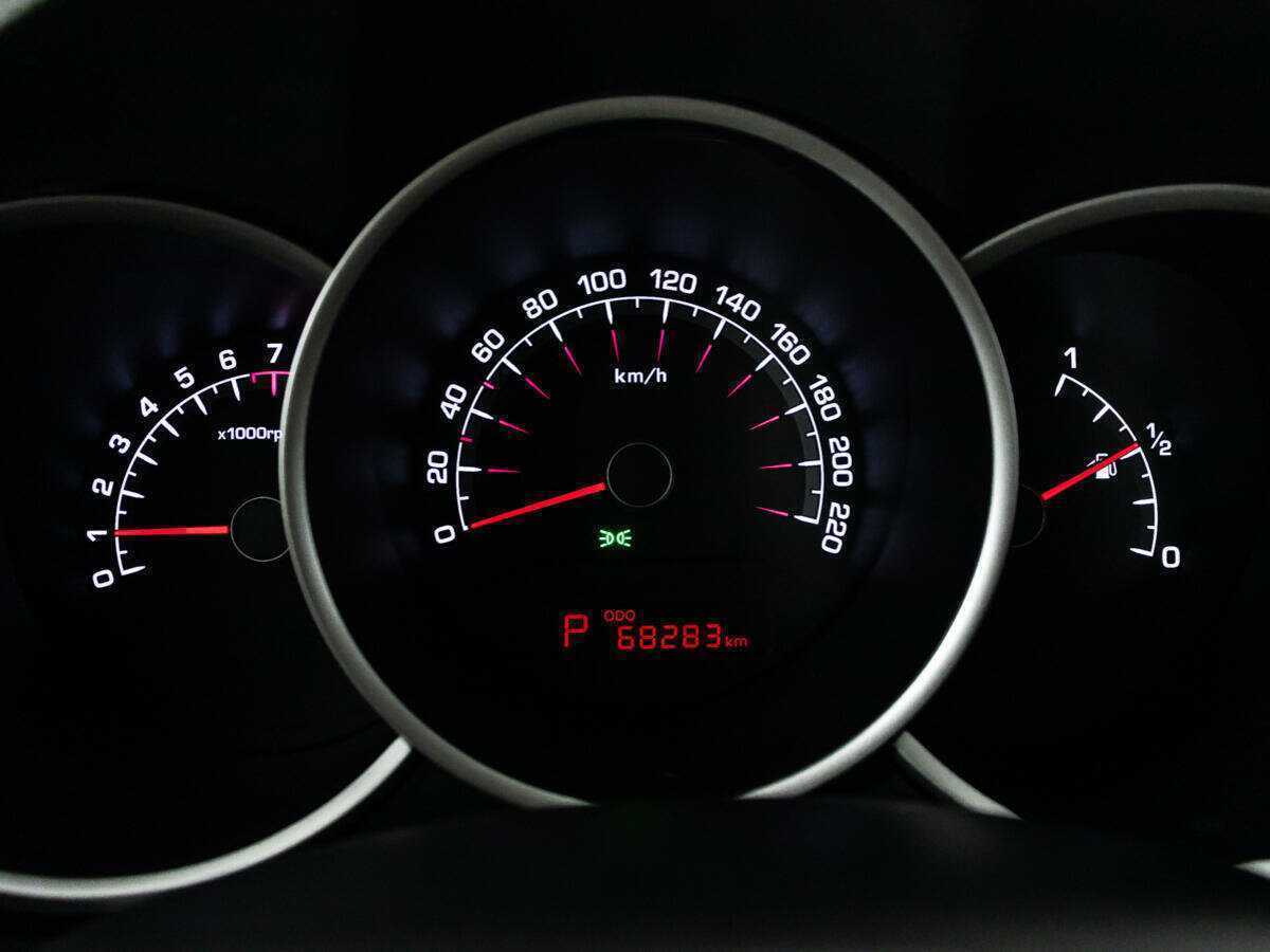 Киа Венга б/у, 2015, Автоматическая. Фото: #11