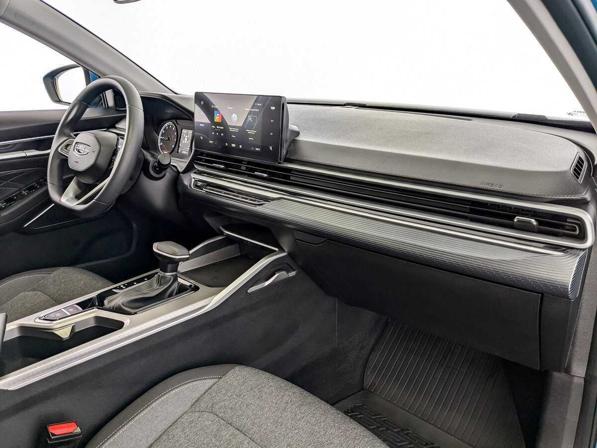 Джили Эмгранд б/у, 2023, Автоматическая. Фото: #10