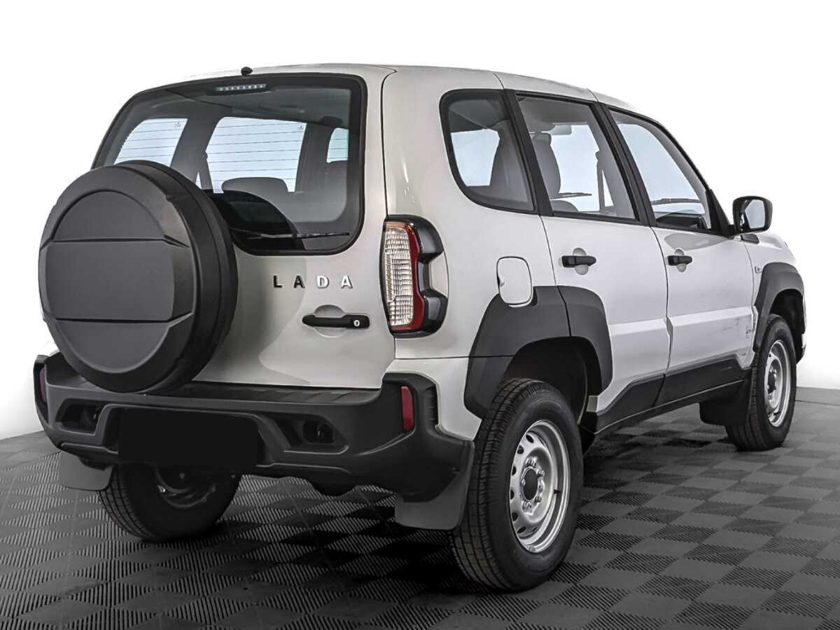Лада (ВАЗ) Нива б/у, 2024, Механическая. Фото: #4