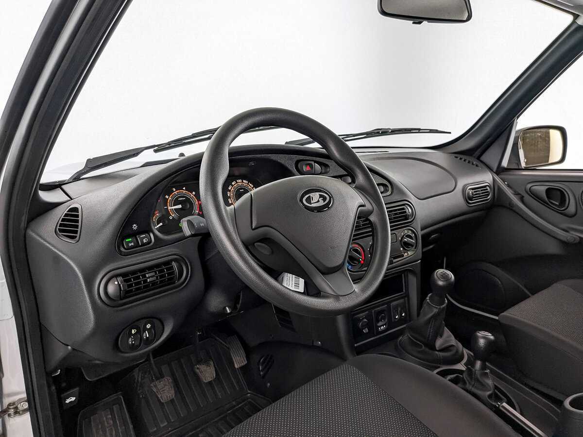 Лада (ВАЗ) Нива б/у, 2024, Механическая. Фото: #15