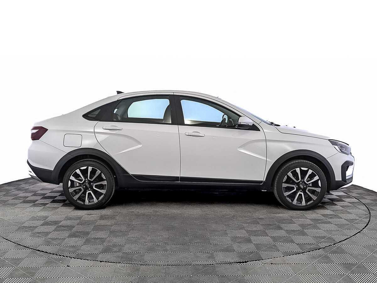 Лада (ВАЗ) Веста б/у, 2024, Механическая. Фото: #3