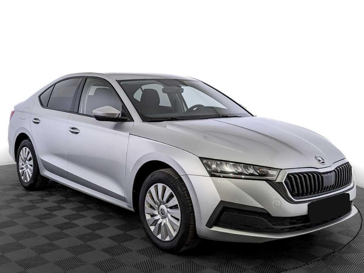 Шкода Октавия б/у, 2021, Автоматическая. Фото: #2