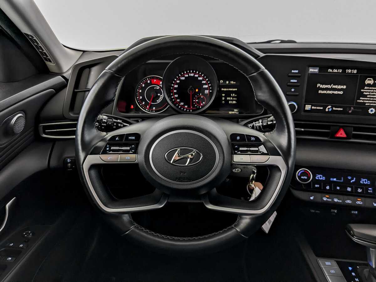 Хендай Елантра б/у, 2021, Автоматическая. Фото: #18