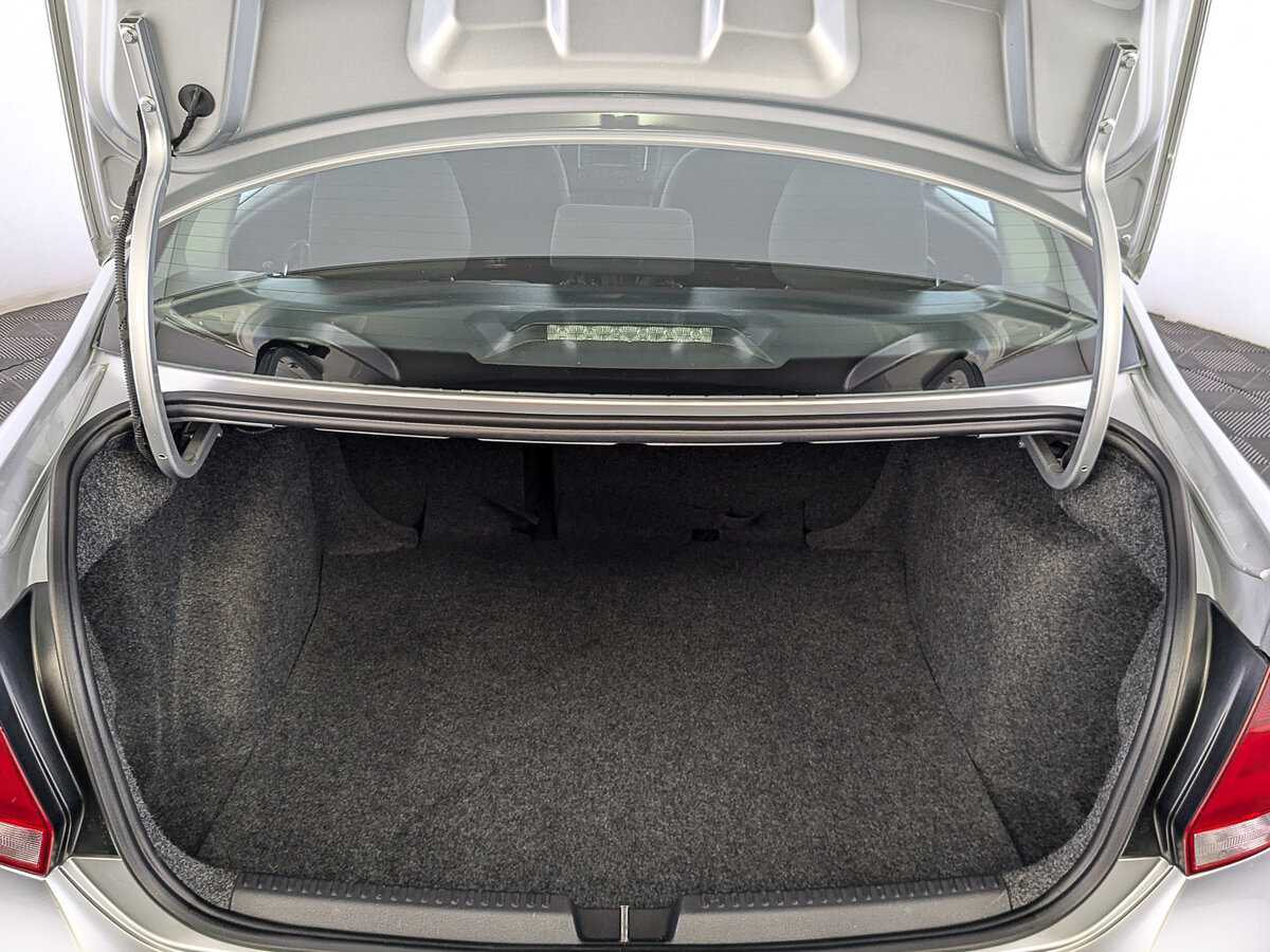 Фольксваген Поло б/у, 2015, Автоматическая. Фото: #9