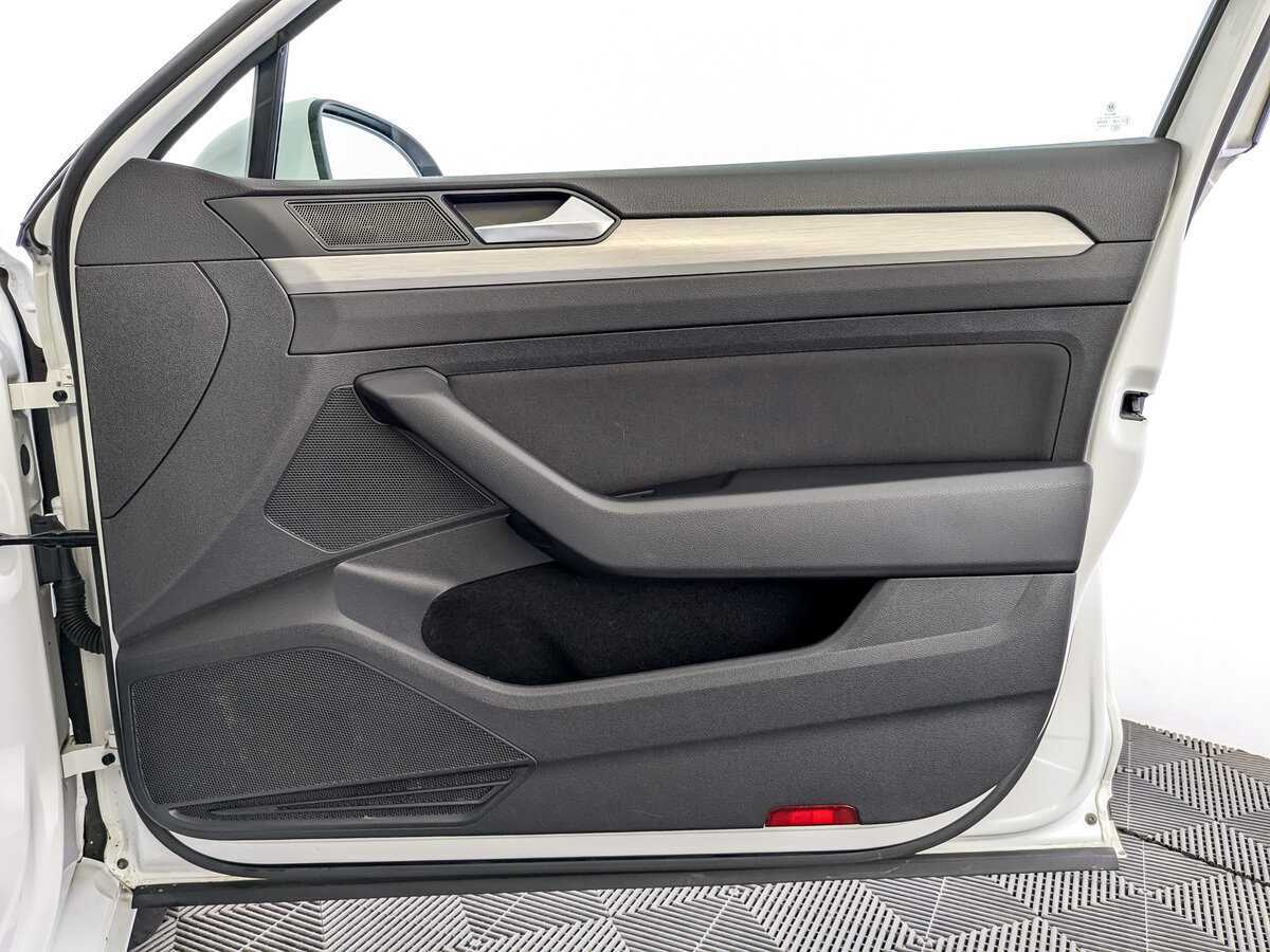 Фольксваген Пассат б/у, 2016, Роботизированная. Фото: #21