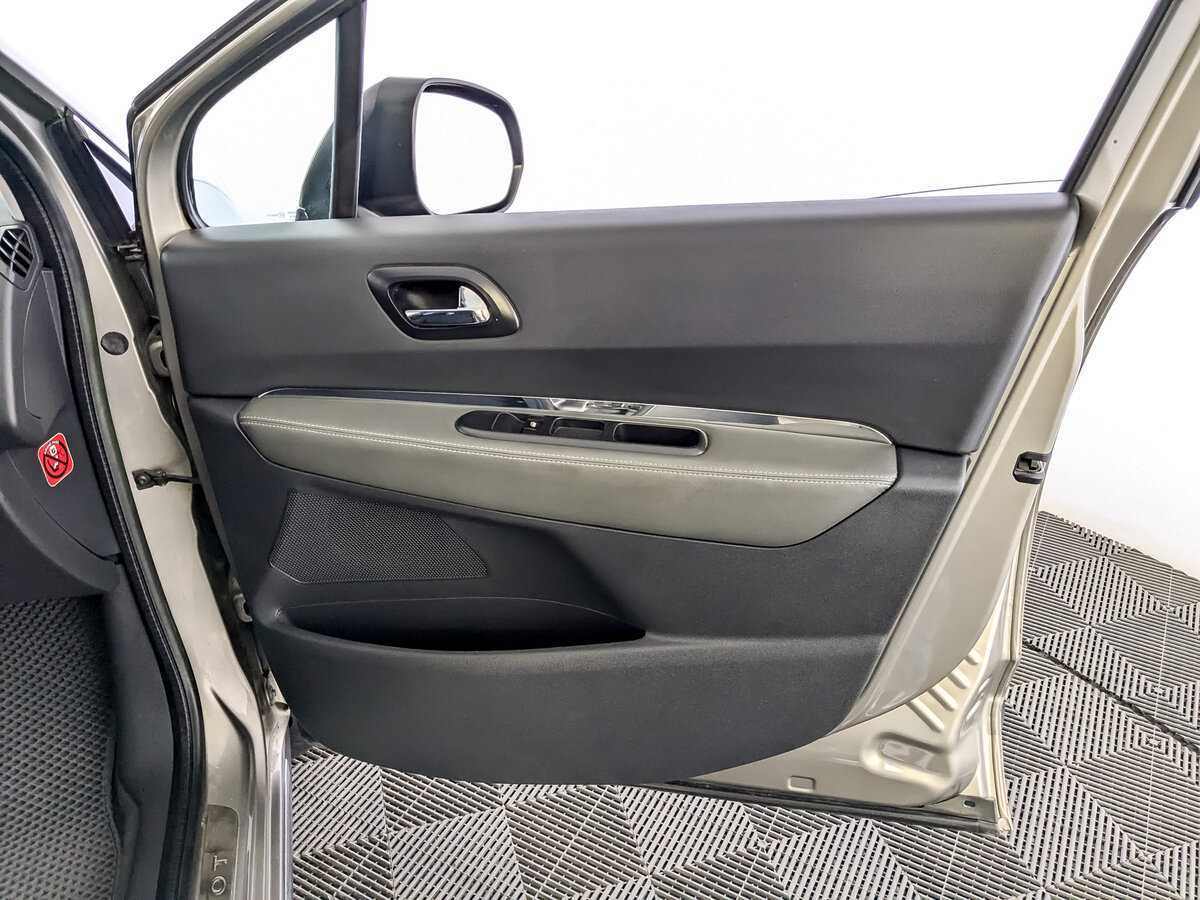 Пежо 3008 б/у, 2012, Автоматическая. Фото: #23