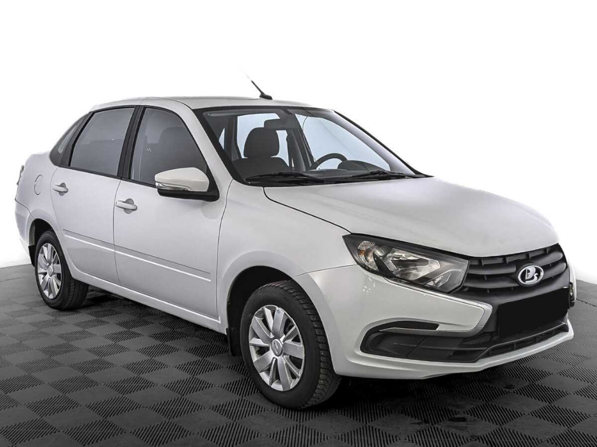 Лада (ВАЗ) Гранта б/у, 2022, Механическая. Фото: #1