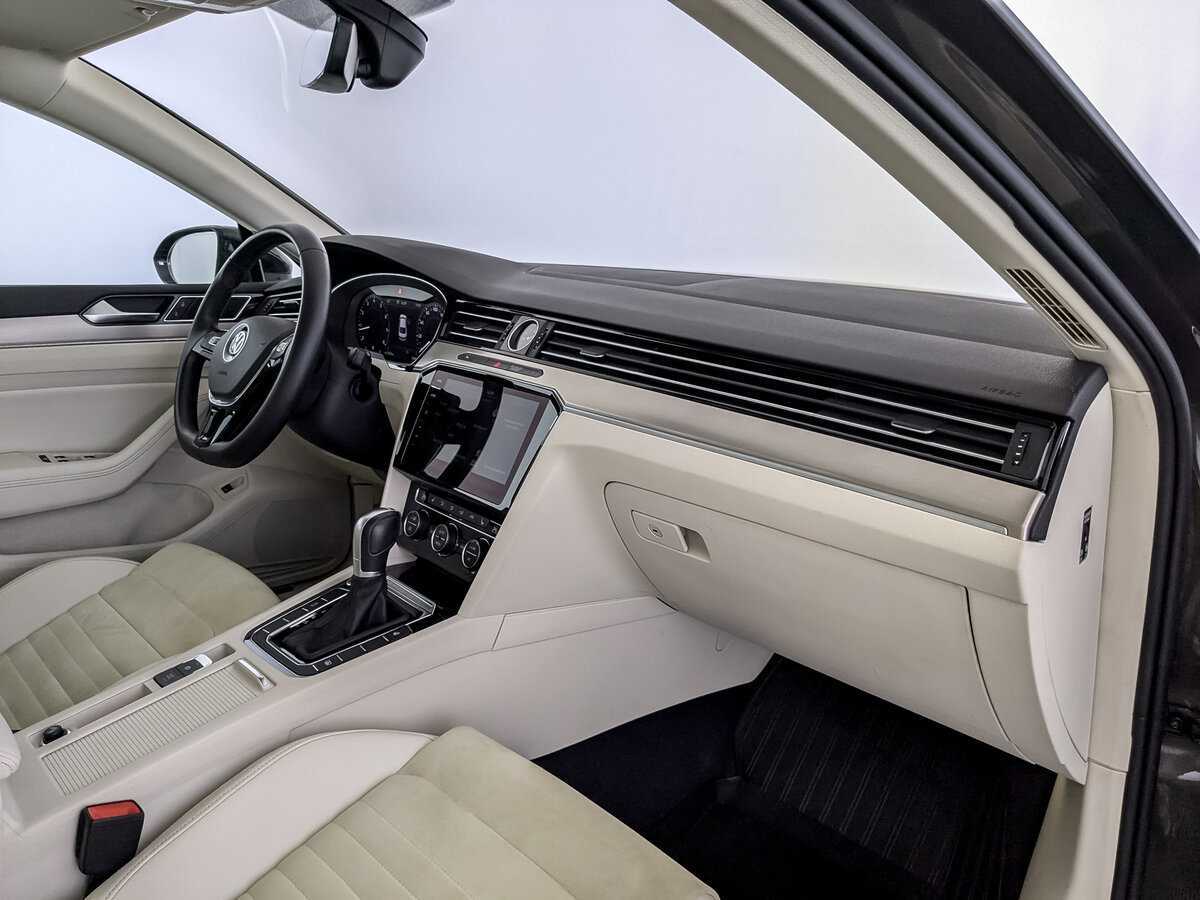 Фольксваген Пассат б/у, 2017, Роботизированная. Фото: #10