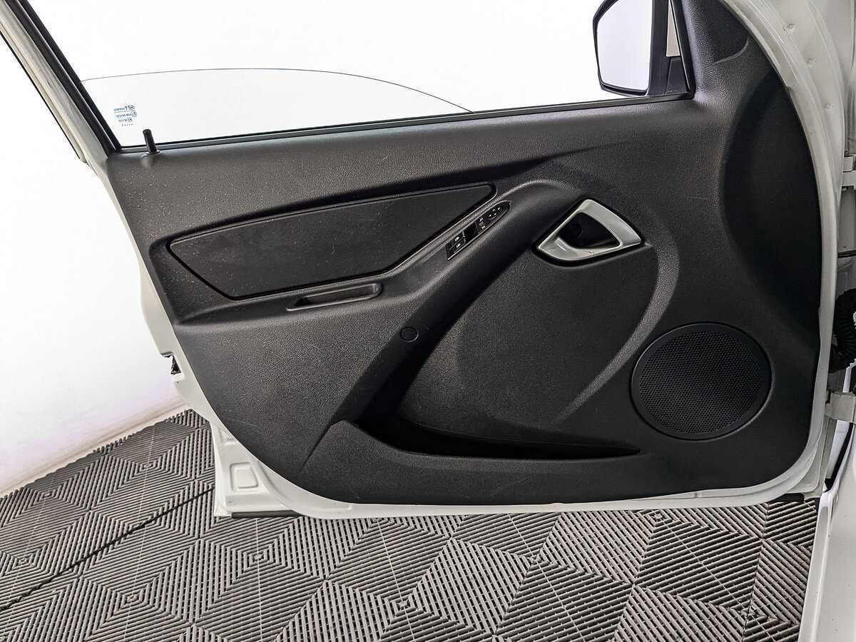 Лада (ВАЗ) Гранта б/у, 2023, Механическая. Фото: #18